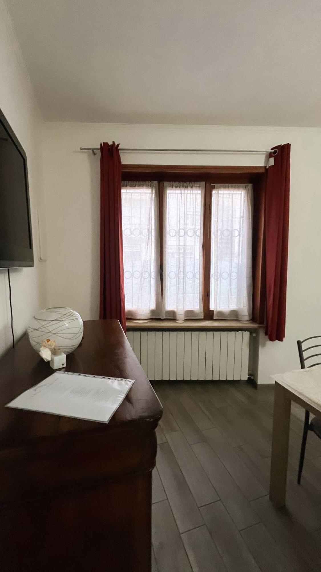 Santa Caterina Apartment เครมา ภายนอก รูปภาพ